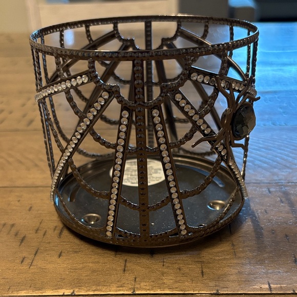 B&BW Spiderweb 3-wick candle holder - Picture 1 of 5